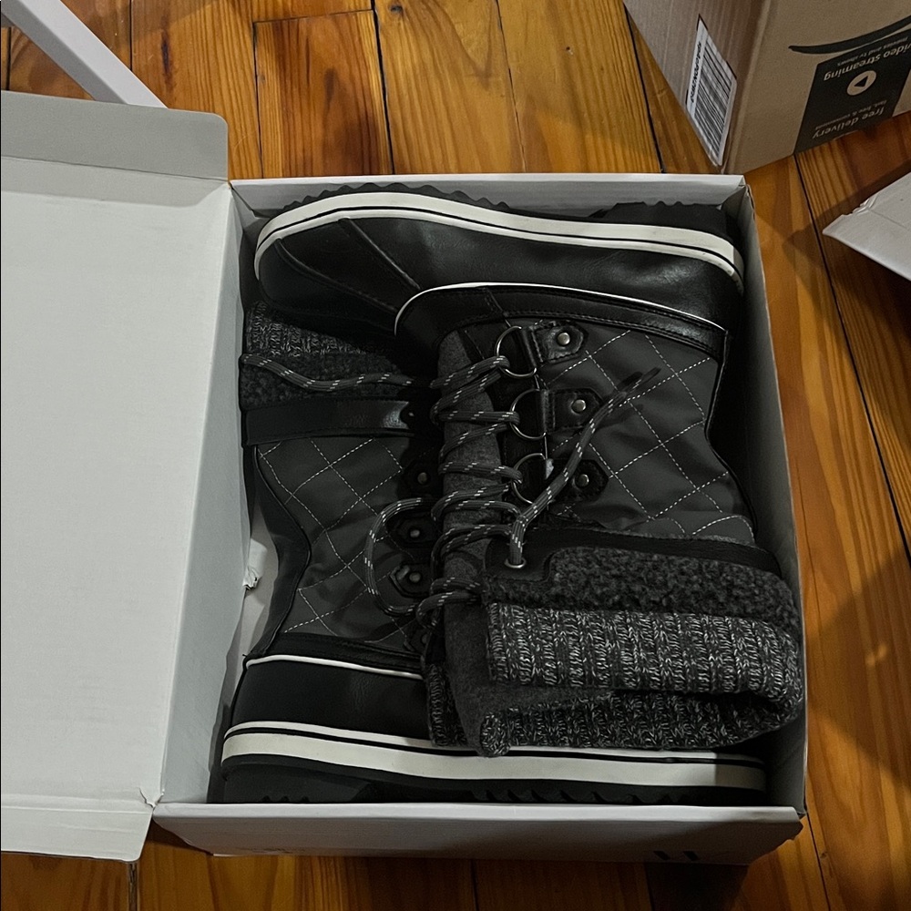 🥾 {Boots} - Picture 8 of 8